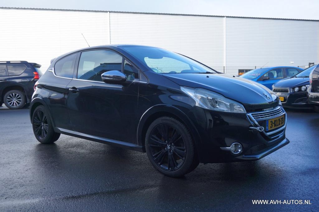 Peugeot 208 1.6 thp xy, motor defect!