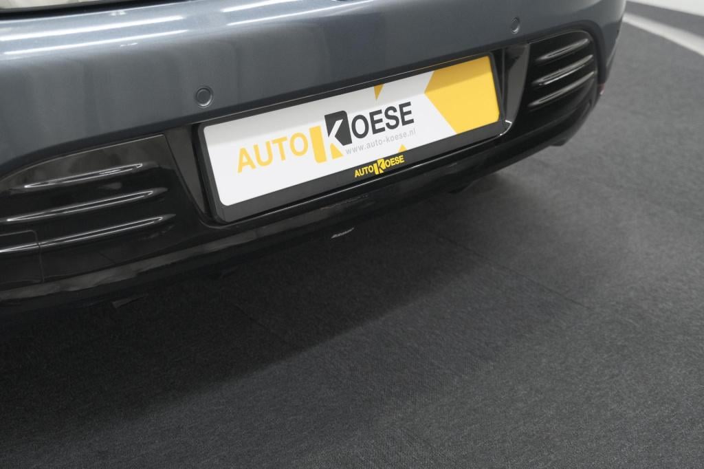 Renault Clio tce 90 limited | trekhaak | navigatie | parkeersensoren