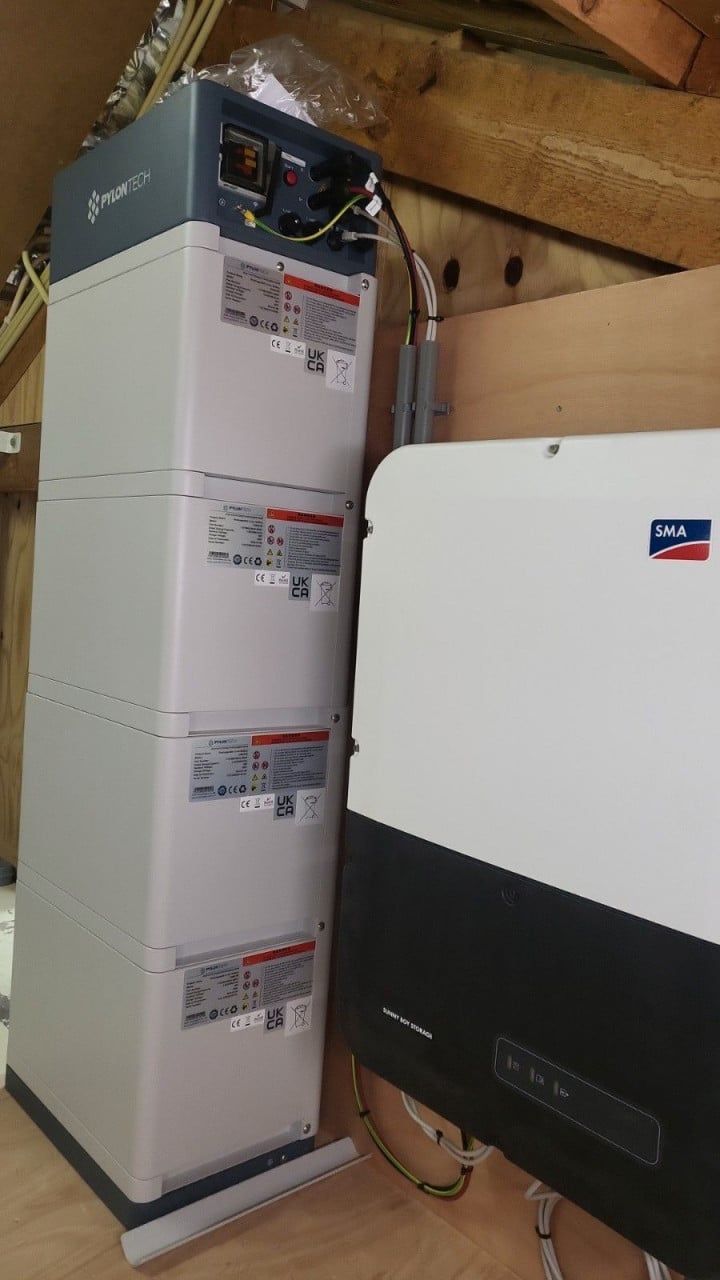 Thuis batterij  pylontech  met sma  storage  3.7/5.0