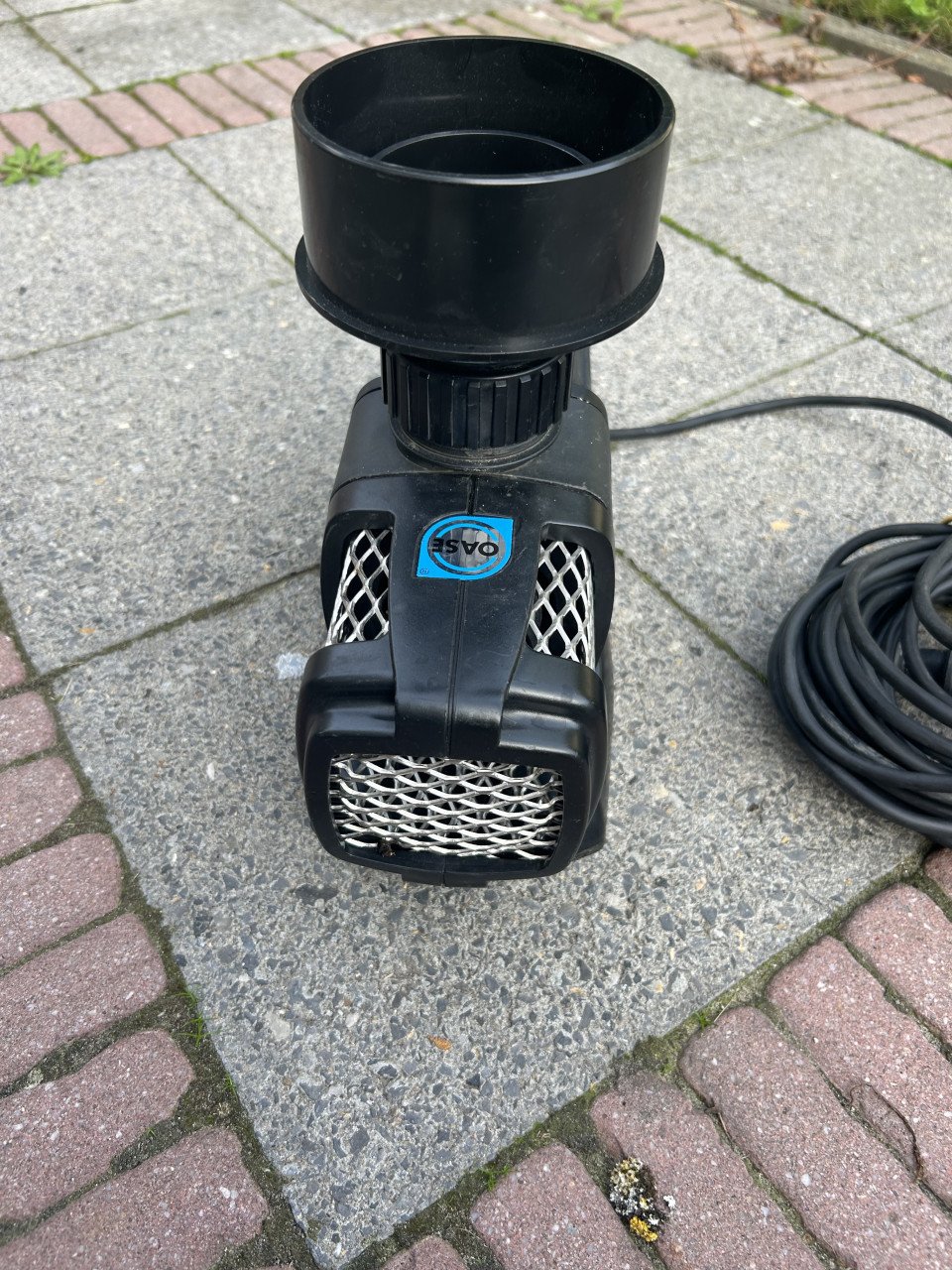Te koop oase optimax 10000 sterke en zuinige Vijverpomp en 10000 lpu