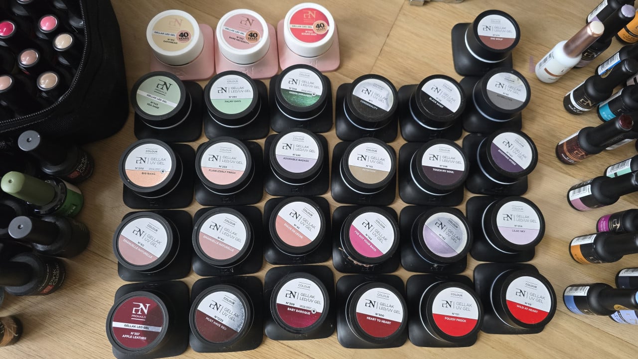ProNails en Pink Gellac compleet pakket voor nagelstylist