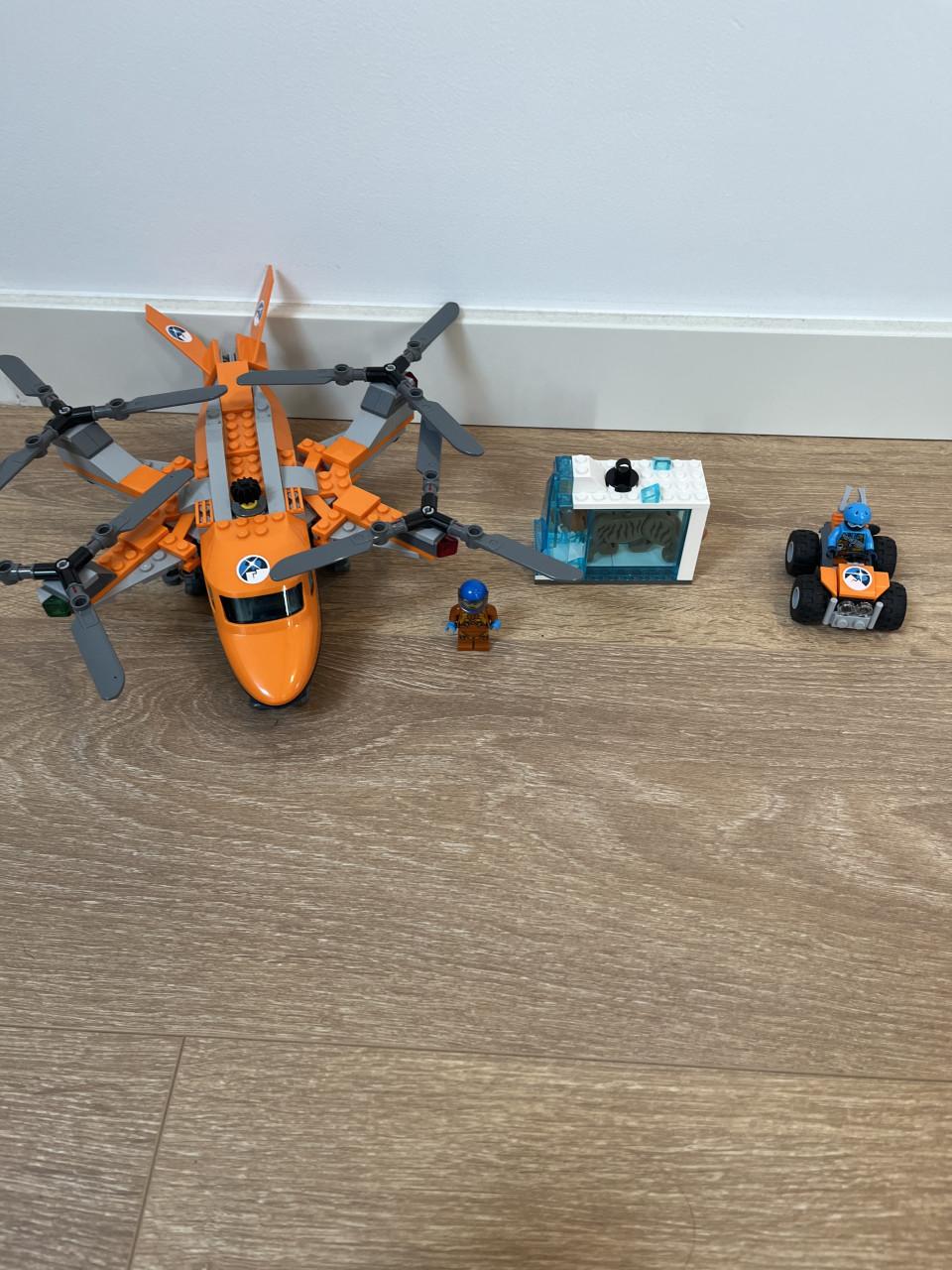 LEGO Poolluchttransport