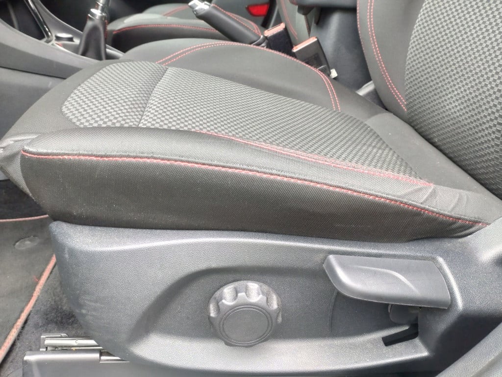 Ford Puma 1.0 eb hybrid st-line