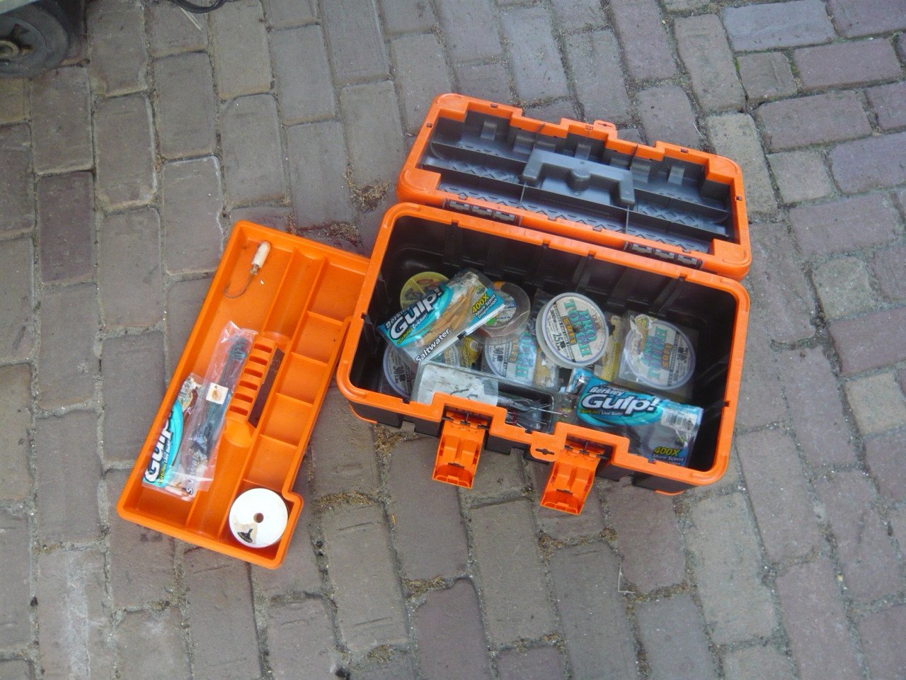 Viskoffer met inhoud