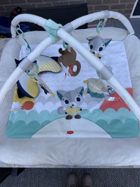 Tiny Love Baby gym. Perf st. Bij oma opa gebruikt. Met geluidje en muziek.