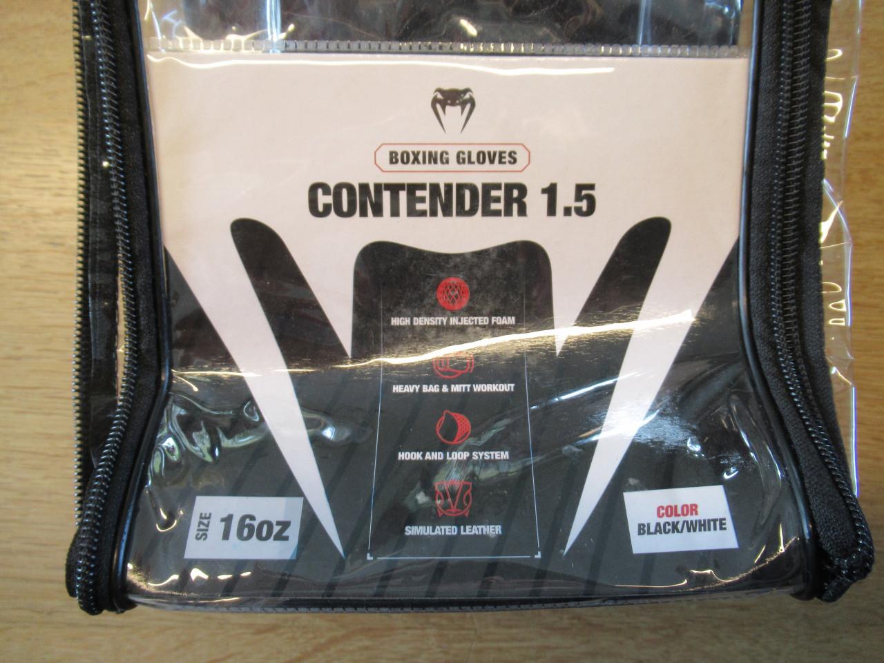 Te  koop  boxhandschoenen