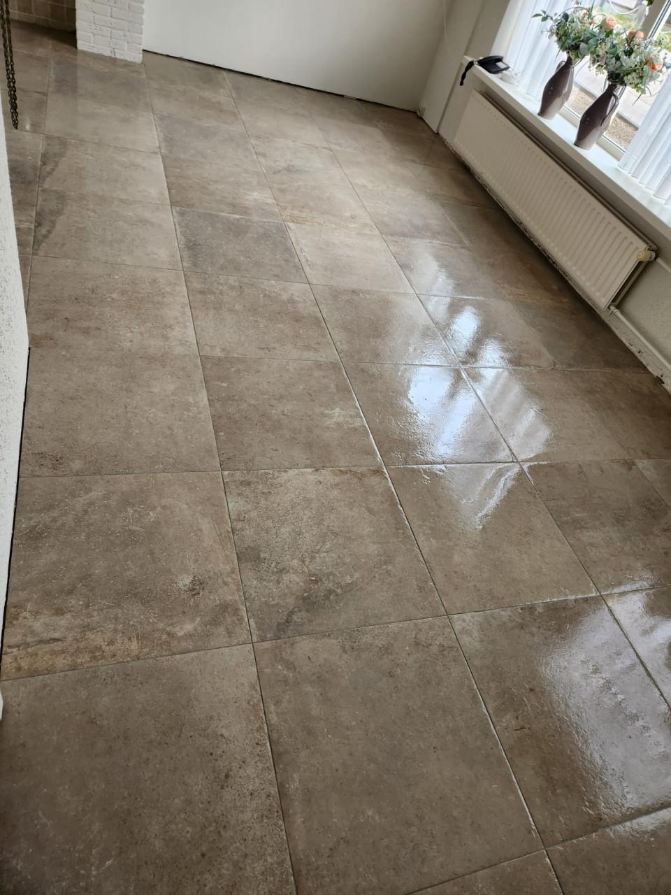 Tegelzetter nodig? Bel/app: 06 21937244 of Mail: jvbtegelzetter@gmail.com