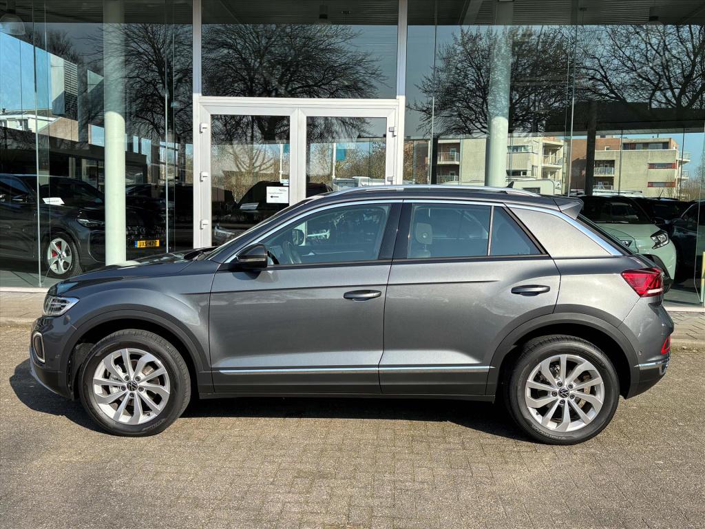 Volkswagen T-roc 1.5 tsi 150pk 7-dsg style|camera|carplay|keyless| rijklaar