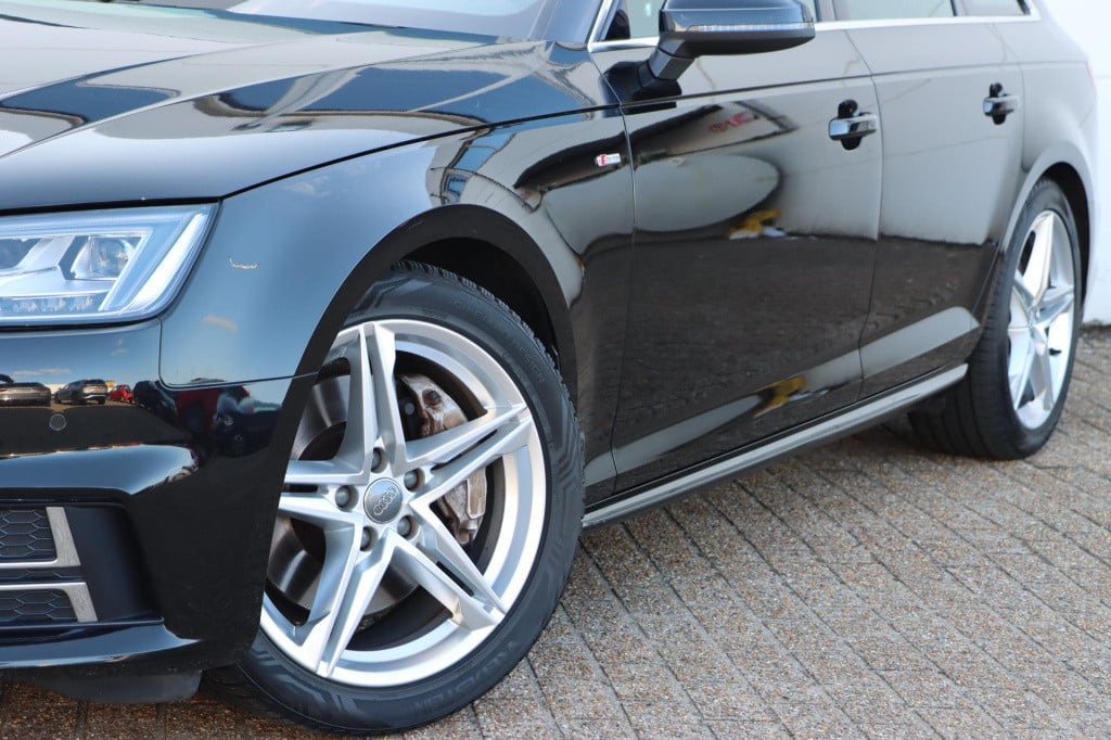 Audi A4 avant 2.0 tfsi quattro sport pro line s spring advantage