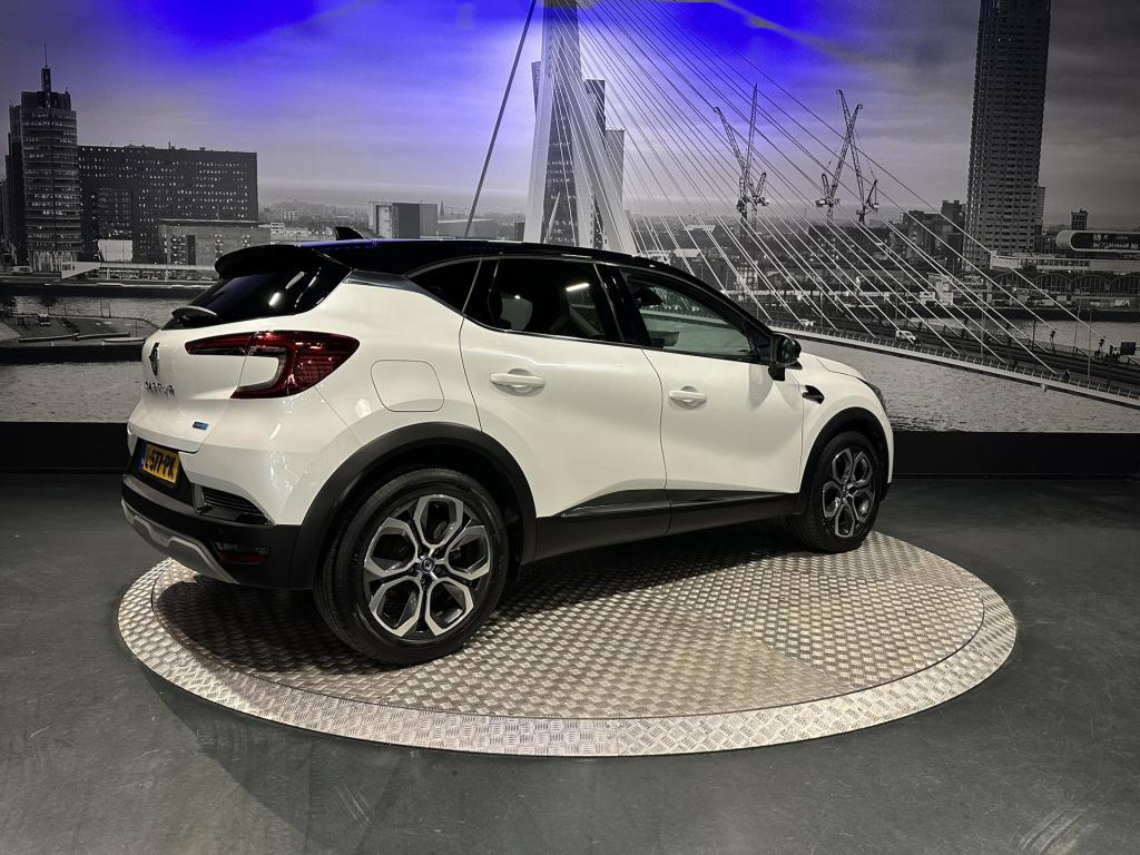 Renault Captur 1.6 plug-in hybrid intens *camera*trekhaak*