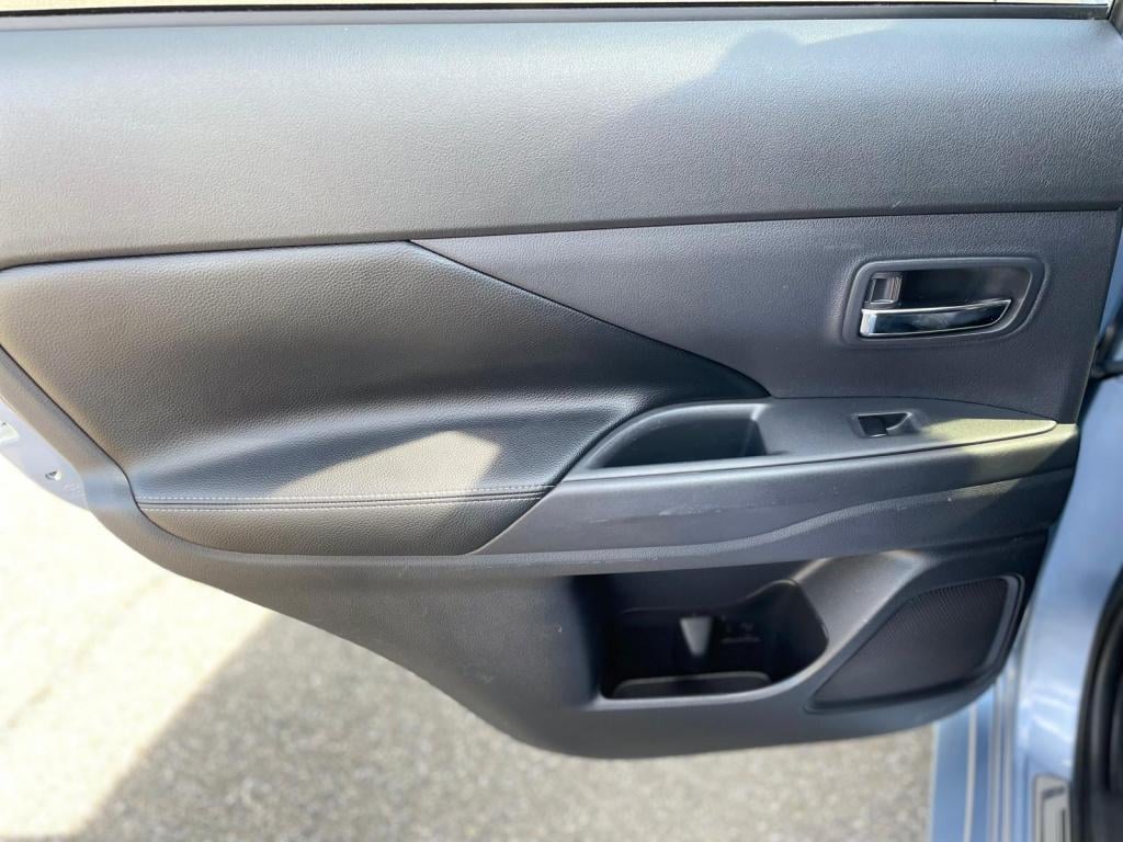 Mitsubishi Outlander 2.0 phev instyle+ mooie staat|lage km stand|