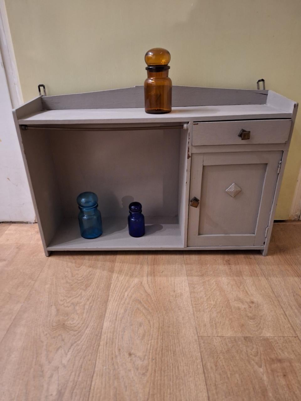Decoratief rekje