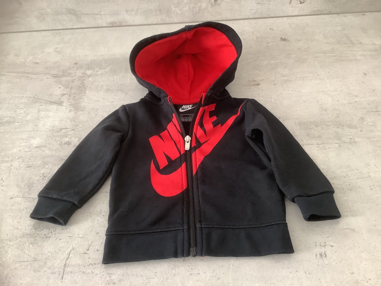 Nike Hoodie + Joggingbroek - 12 maanden/ 74-80 cm