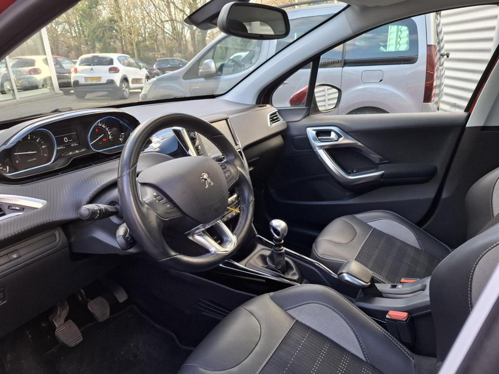 Peugeot 2008 suv 130 allure pano/cam/lmv/trekhaak