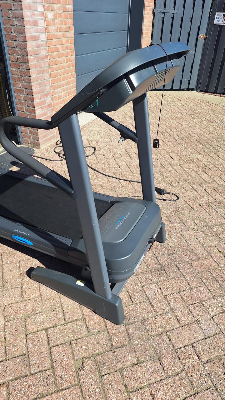 Loopband merk Proform 16 km 10% helling