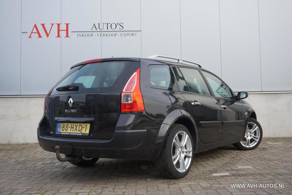 Renault Megane 2.0-16v tech line