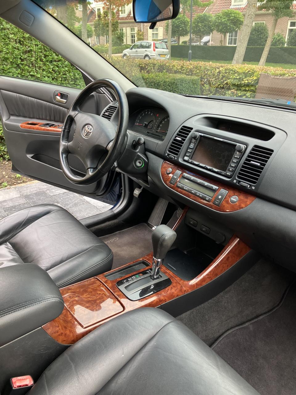 Toyota Camry 3.0 Sol 2003 2e eigenaar APK 6-2026 187.000 km leer airco etc.