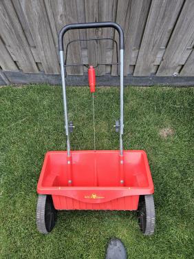 Wolf- Garten Strooiwagen WE 430 Perfect