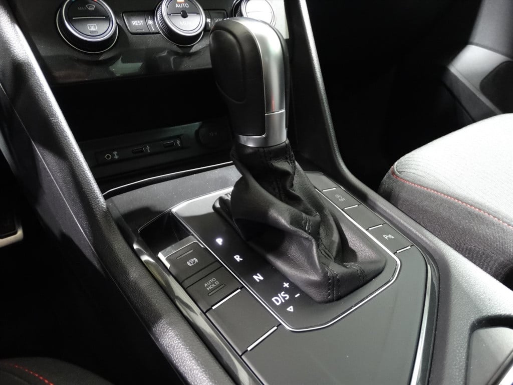 Volkswagen Tiguan r-line 1.4 tsi act dsg 150pk