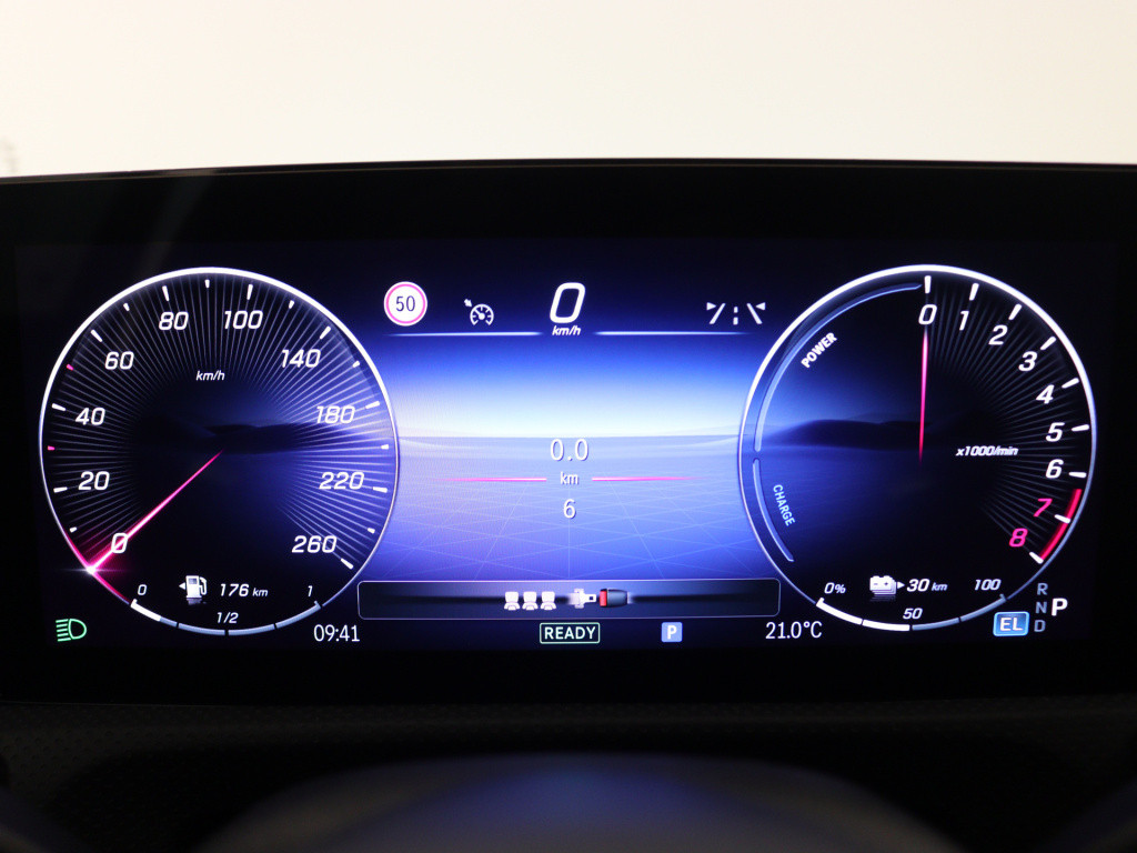 Mercedes-Benz A-Klasse 250 e amg line | premium pack | nightpakket | draadl
