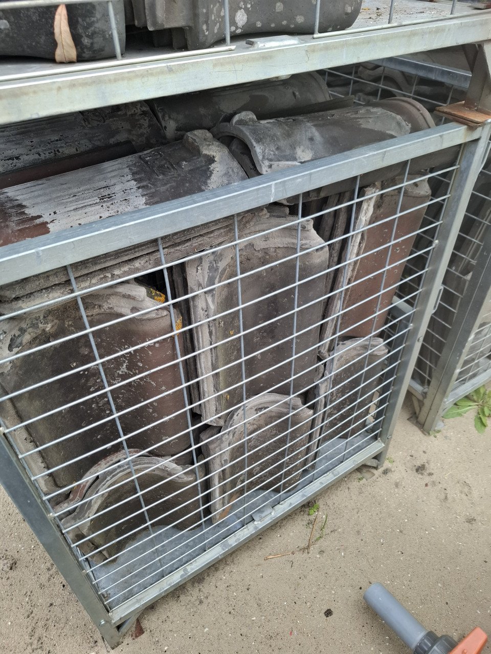 Dakpannen te koop ongeveer 1500