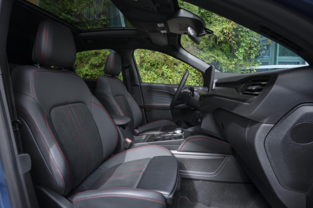 Ford Kuga 2.5 phev st-line x | €4000.- korting | 0.99% rente via ford optio