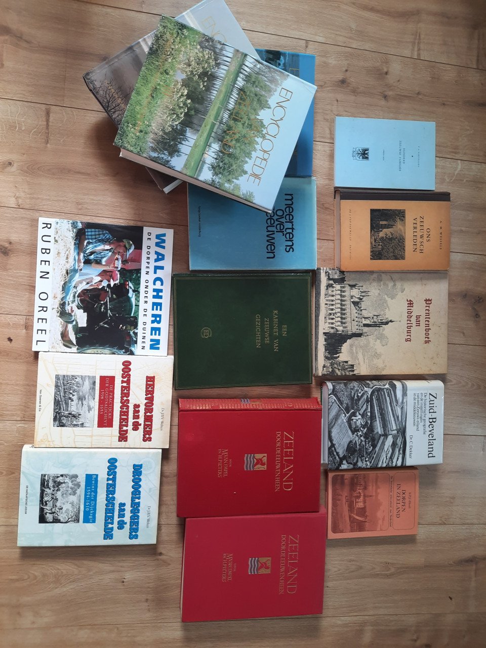 Heel veel boeken over Zeeland