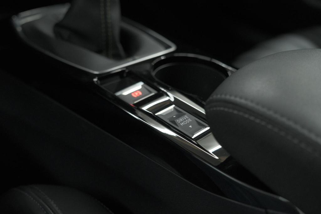 Peugeot 2008 puretech 130 gt pack | leer-pakket | dodehoekdetectie | camera