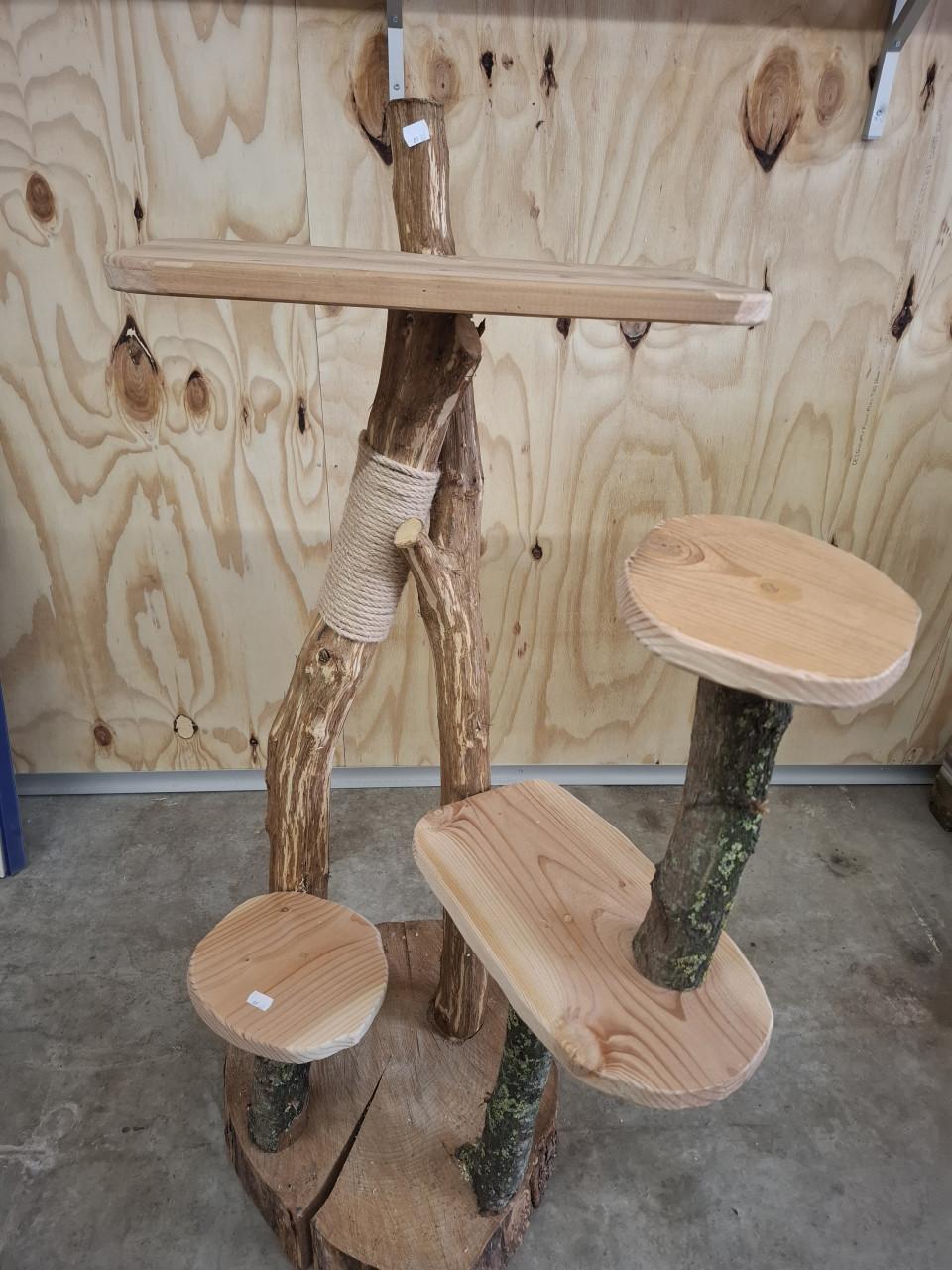 Houten krab/klimpaal voor katten