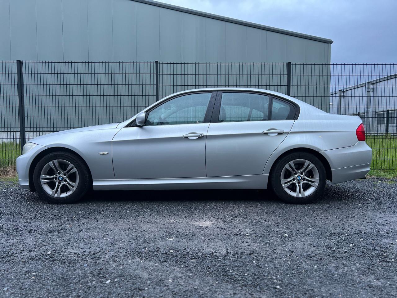 Bmw 318i 2010