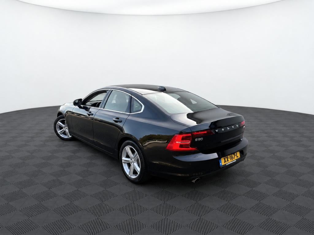 Volvo S90 2.0 t6 awd momentum+