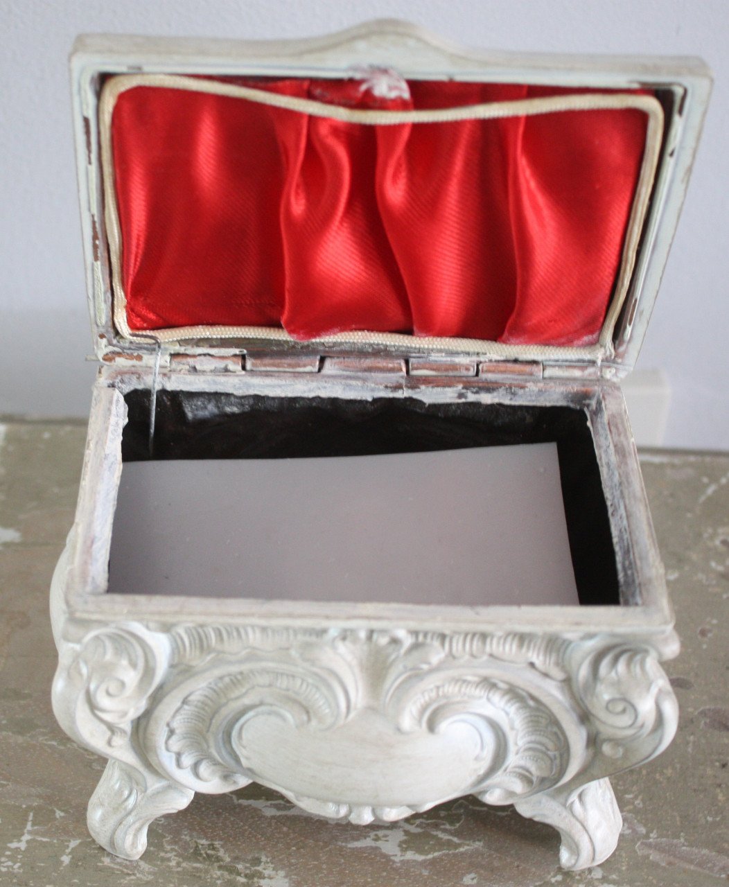 Metalen uziek doos barok print
