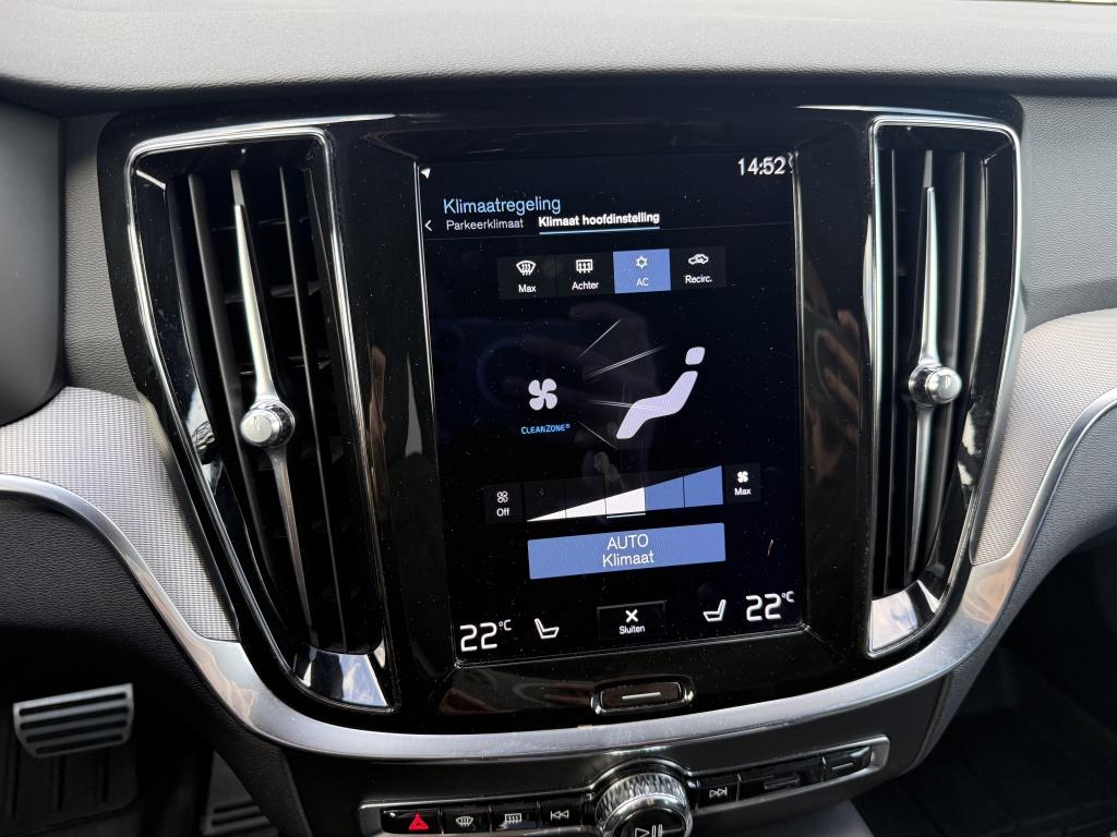 Volvo V60 t6 398pk recharge long ultra dark| pano| 360camera| head-up| awd