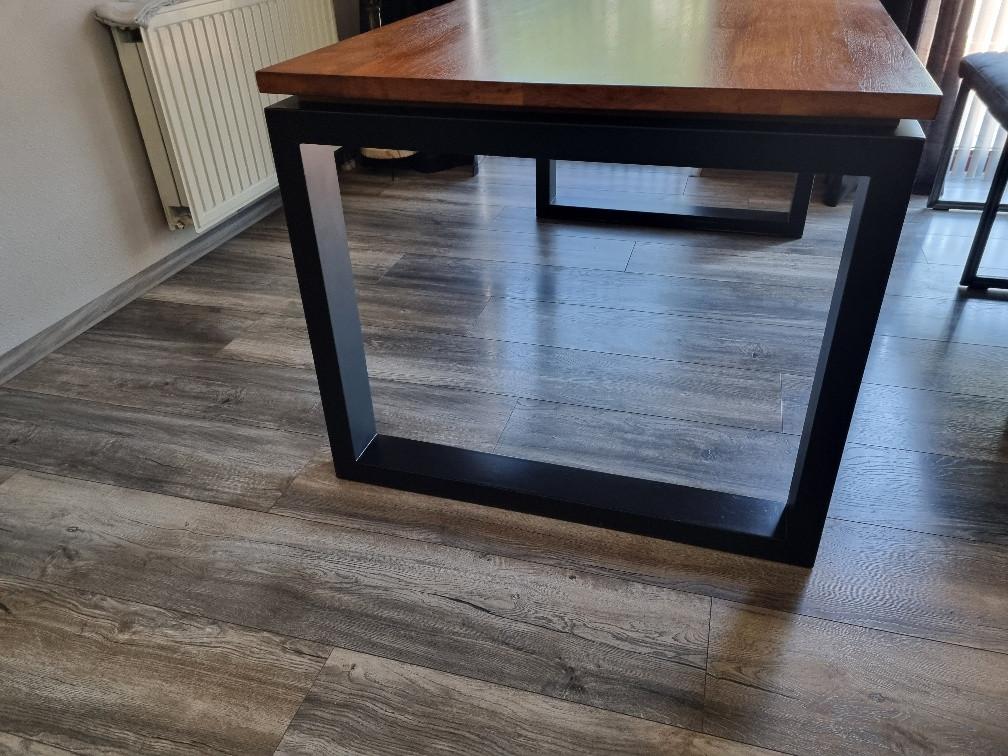 Eetkamertalel