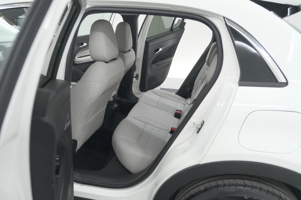 Fiat 600 1.2 hybrid 100 dct6 la prima | camera | adaptieve cruise control |