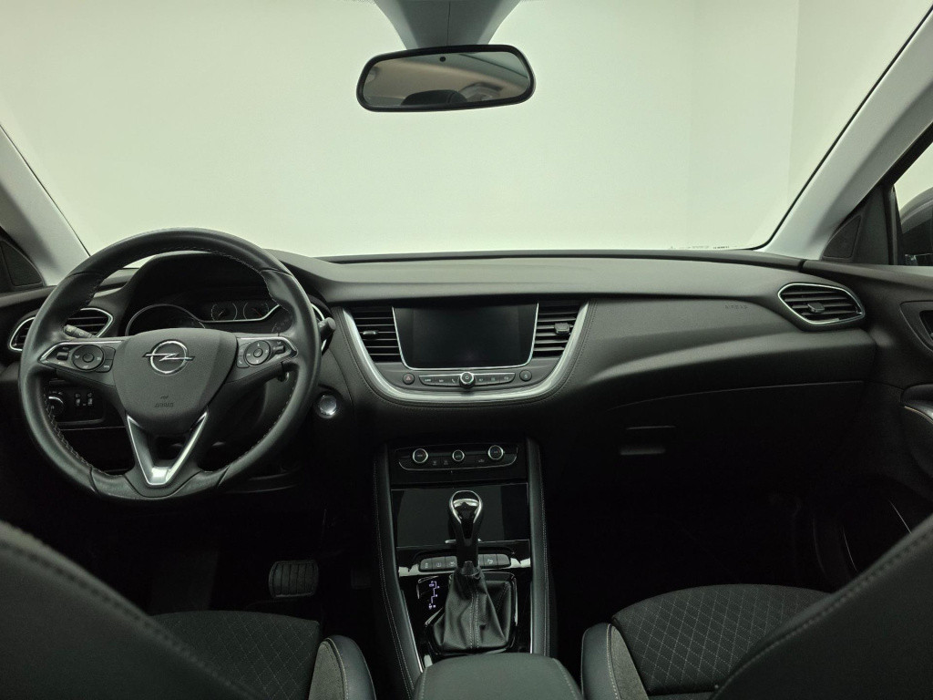 Opel Grandland X occasion met trekhaak en parkeercamera | tweedehands opel 