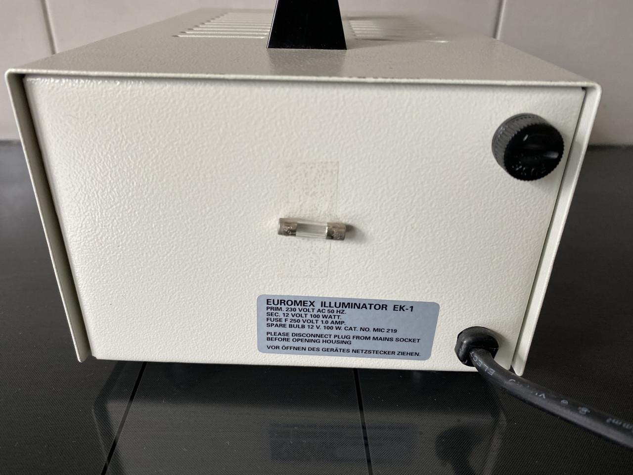 Koud lichtbron Euromex 100W met dubbele starre glasfiber lichtgeleiders