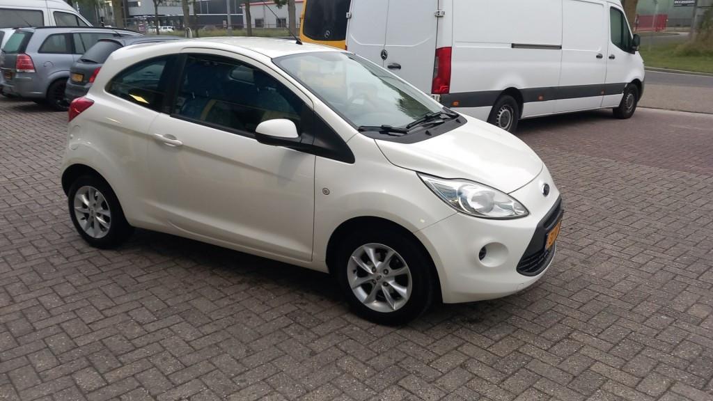 Ford Ka 1.2 Cool-Sound start/stop bj:2012 airco lm-velgen apk 2027