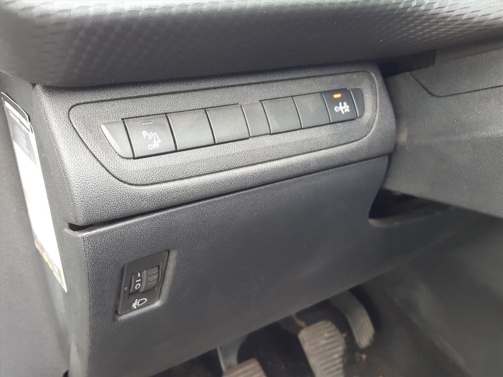 Peugeot 2008 1.6 vti 120pk allure navigatie | trekhaak | cruise & climate c