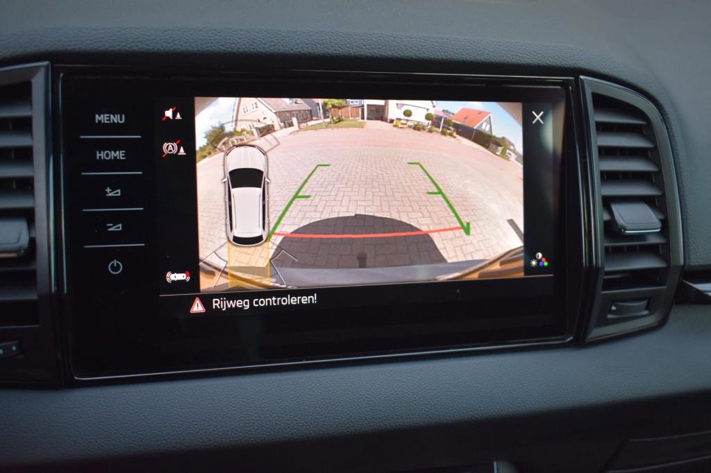 Skoda Karoq 1.5 tsi act sportline | trekhaak | steel grey | adaptieve cruis