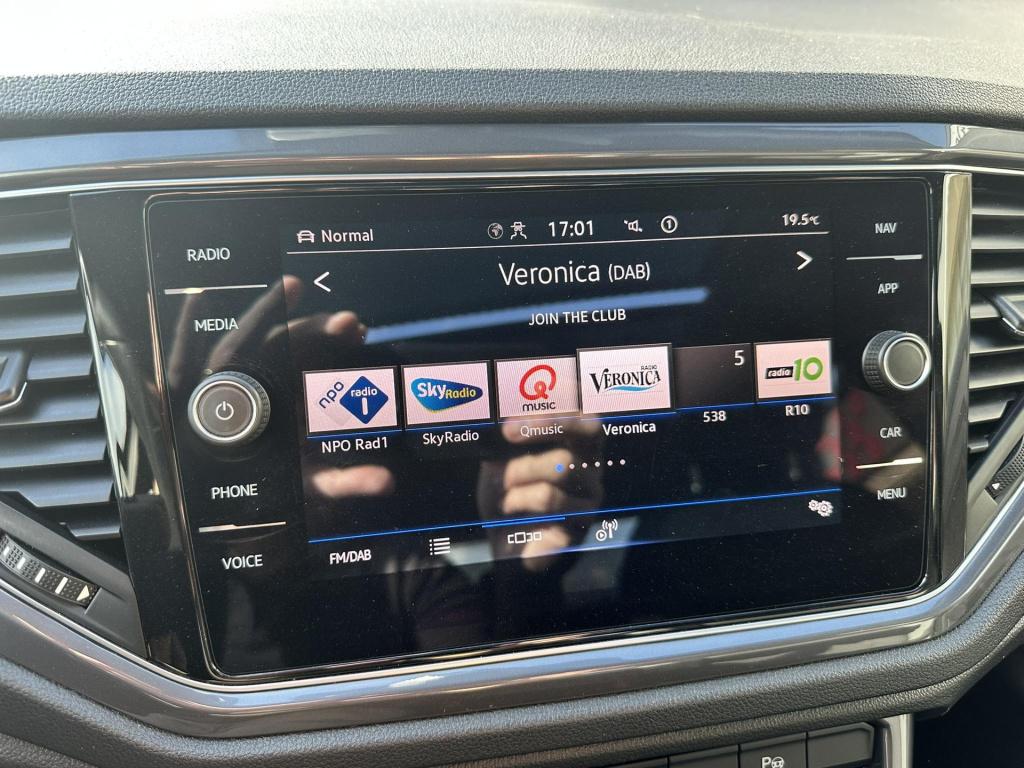 Volkswagen T-roc 1.5 tsi sport r-line