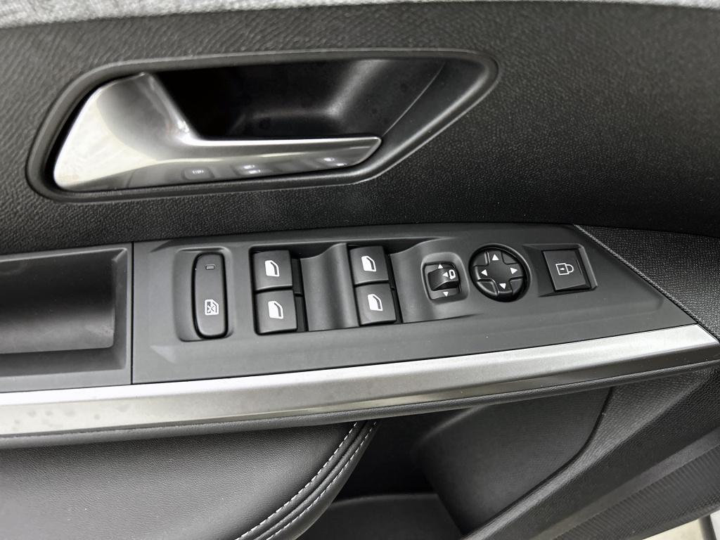 Peugeot 5008 hybrid 145 pk automaat allure | rijklaar | panoramisch navigat