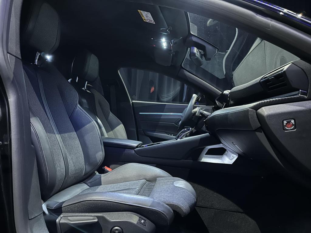 Peugeot 508 sw 1.2 puretech allure pack business *appconnect*camera*trekhaa