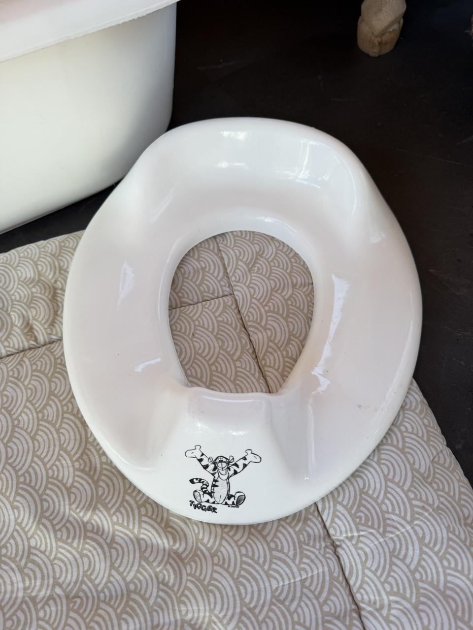 Babyspullen, badje, wc verkleiner, boxkleed, aankleedkussen