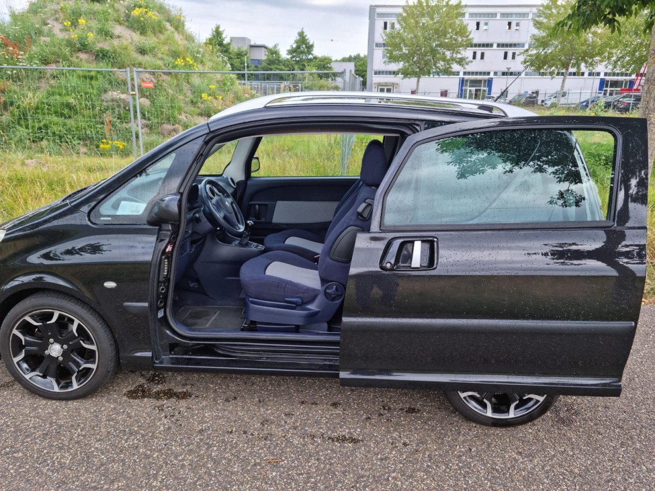 Peugeot 1007 1.4 sesam gentry