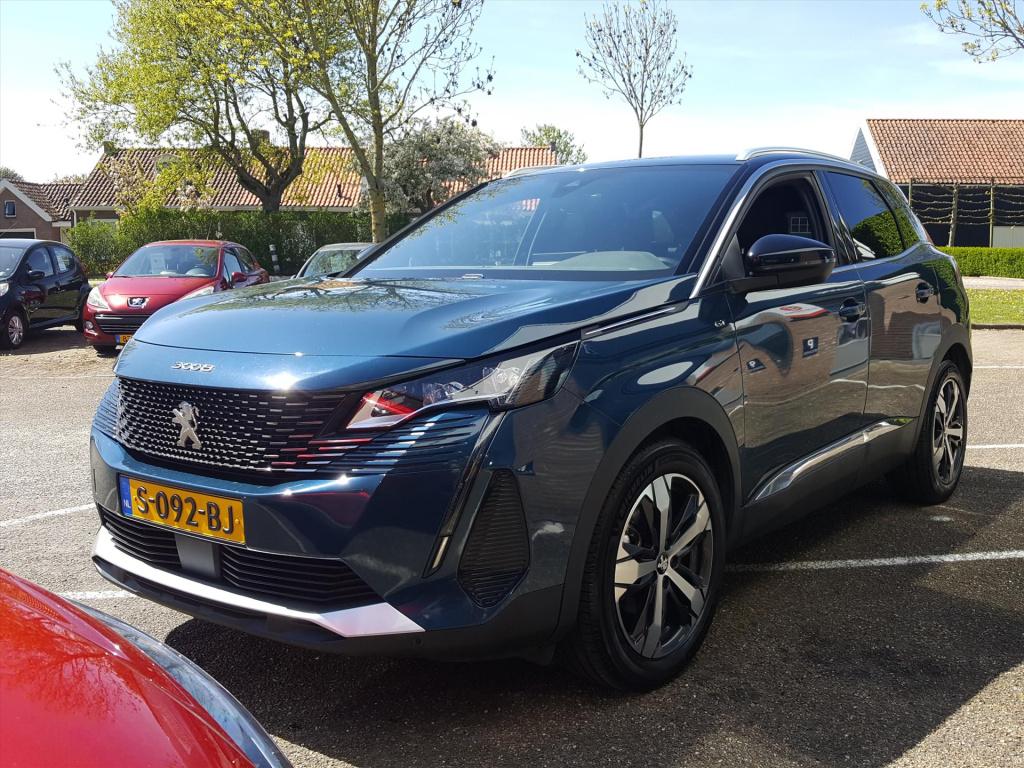 Peugeot 3008 gt 1.2-130pk automaat/eat8 navigatie| trekhaak | apple carplay