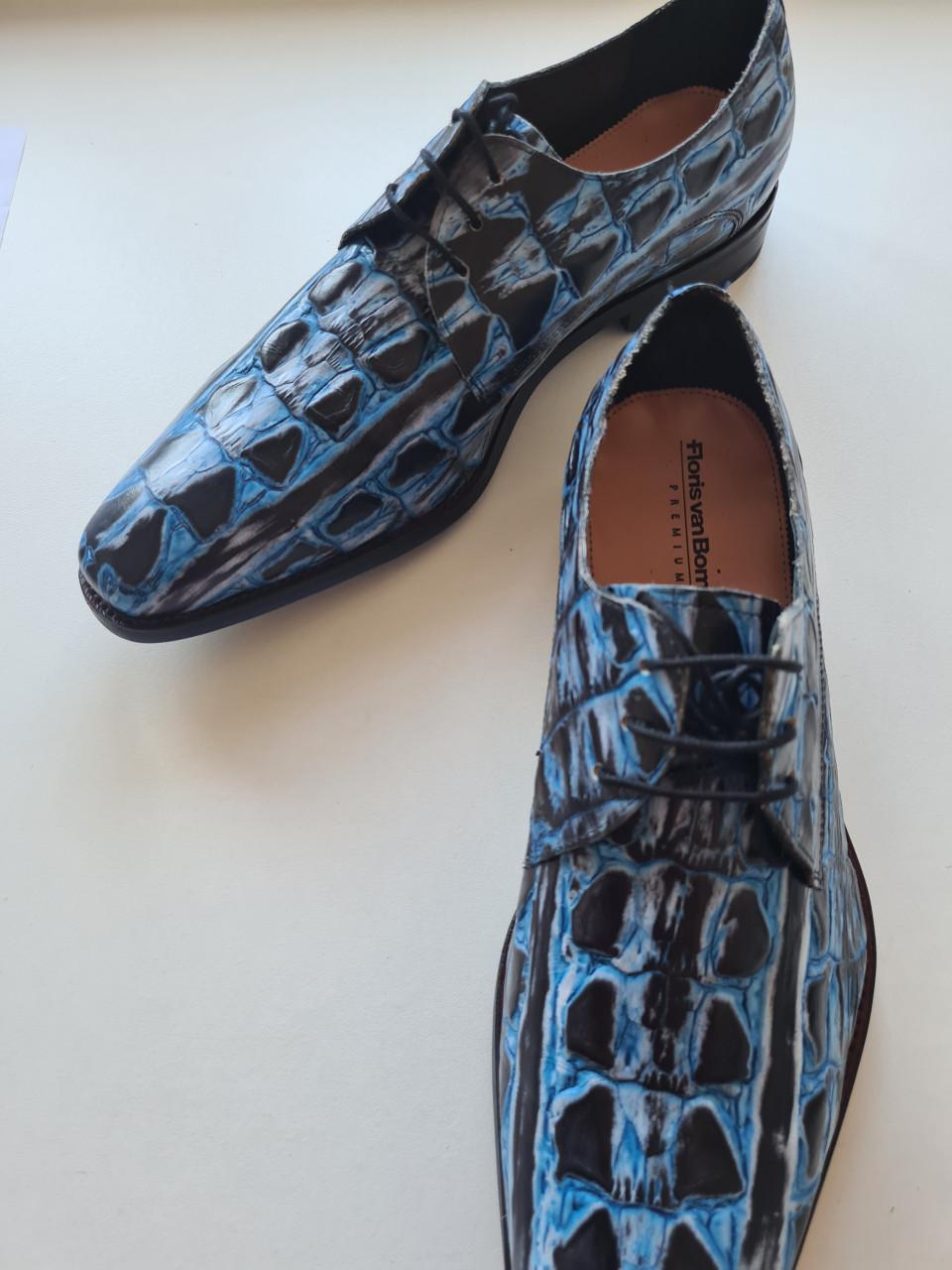 Floris van Bommel geheel leren  schoenen blauw Mt 42 Nieuw !