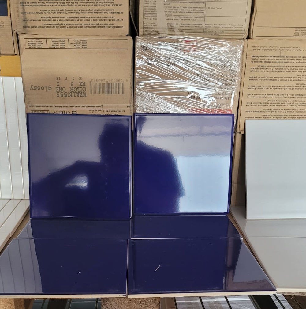 3035-47 Wandtegels 20x20 cm, diepblauw, per m² van € 39,95 voor