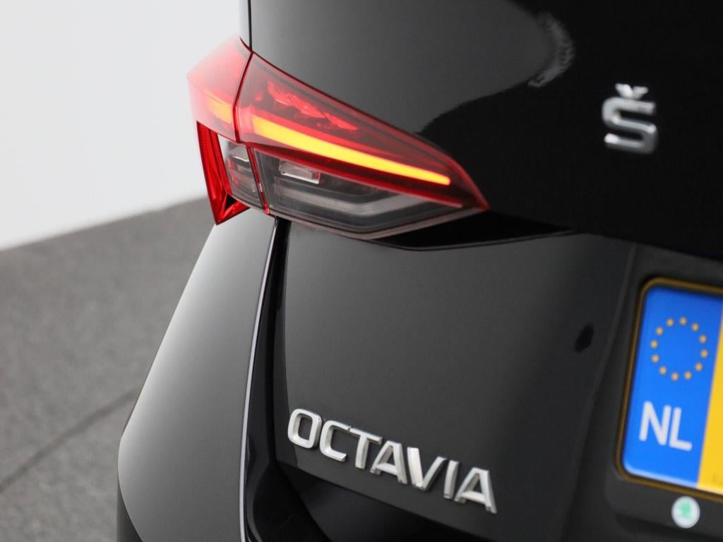 Skoda Octavia 1.0 tsi business edition | apple carplay / android auto | nav