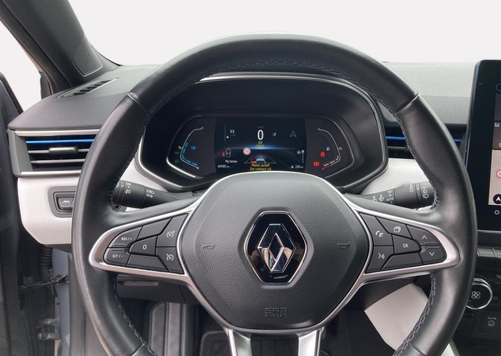 Renault Clio 1.6 e-tech hybrid 140 serie limitee e-tech